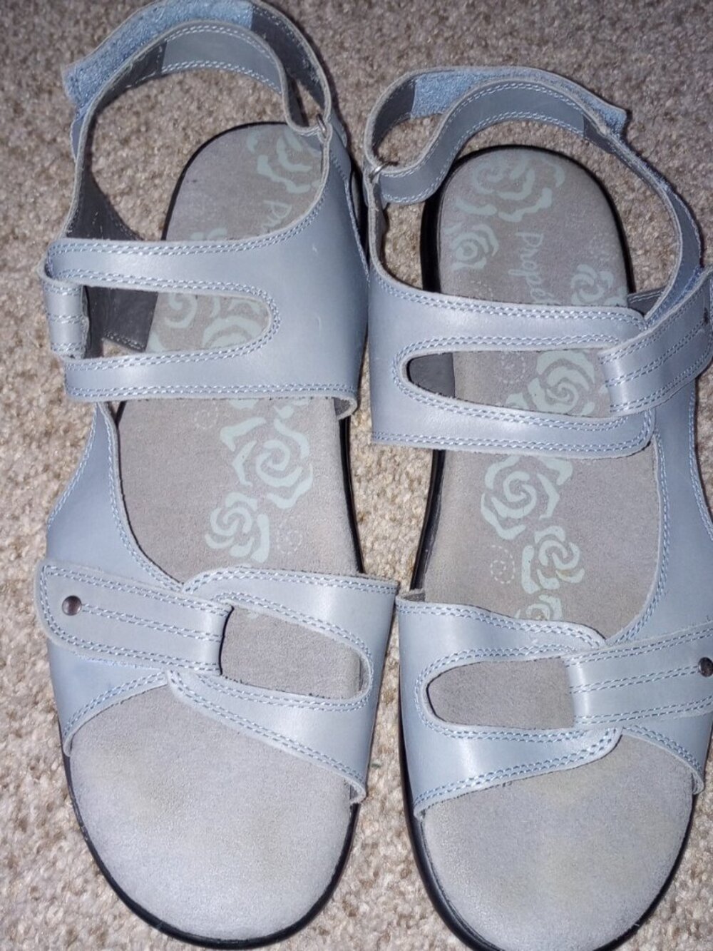Propet Women`s sandals size 13